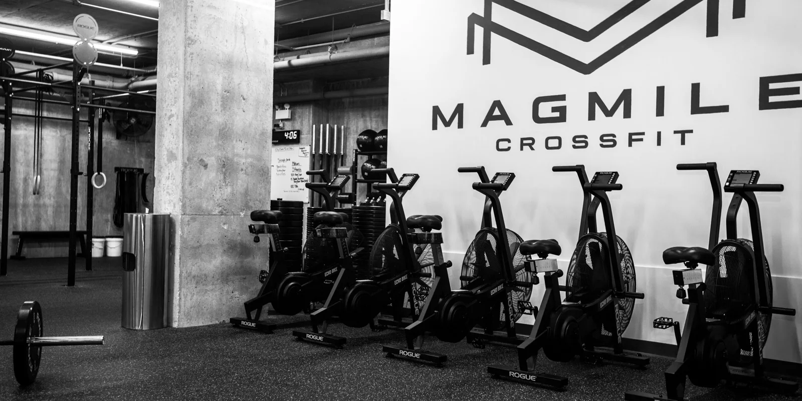 Magmile Crossfit gym floor with wall branding